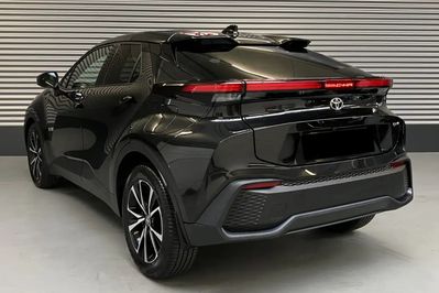 Toyota C-HR Style 2.0 Hybrid Dynamic Force Plug-in