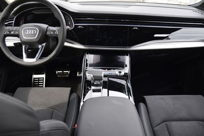 Audi Q7 55 TFSI e quattro S Line