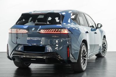BMW iX3 50 xDrive M Sport
