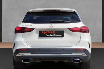 Mercedes GLA 200 AMG Line