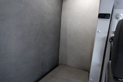 Iveco Daily 35S18 Zabudowa 10EP + Tył Spanie