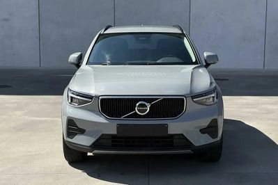 Volvo XC40 B3 Essential