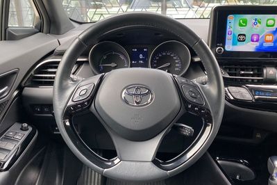 Toyota C-HR Hybrid Style