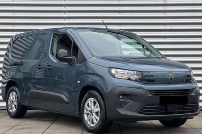 Peugeot Partner Van Long L2H1 EAT8
