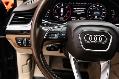Audi Q7 3.0 TDI S line quattro Tiptr.