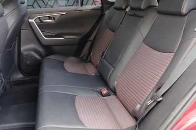 Suzuki Across Plug-in Hybrid Elegance 4WD CVT