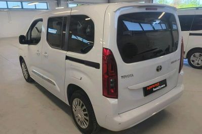 Toyota Proace City Verso D-4D L1H1