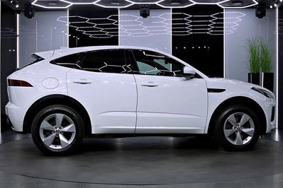 Jaguar E-Pace 2.0 i4P AWD R-Dynamic