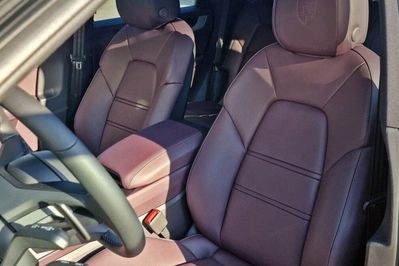 Porsche Cayenne Coupe E-Hybrid Black Edition