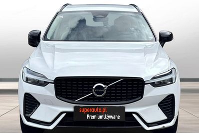 Volvo XC60 B4 D AWD Plus Dark
