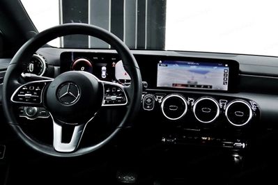 Mercedes CLA 200 7G-DCT