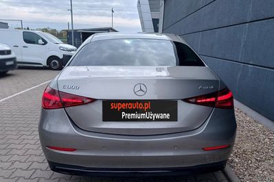 Mercedes Klasa C 300 4MATIC AVANTGARDE