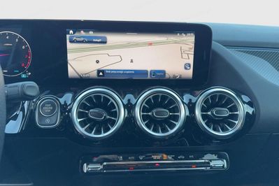 Mercedes GLA 200 AMG Line