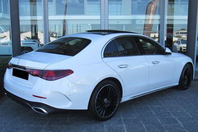 Mercedes Klasa E 200  4-Matic AMG