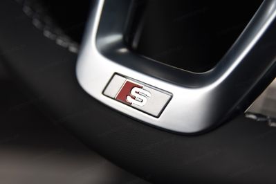 Audi Q7 TDI quattro S Line