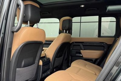 Land Rover Defender 110 5.0 P425 X-Dynamic HSE