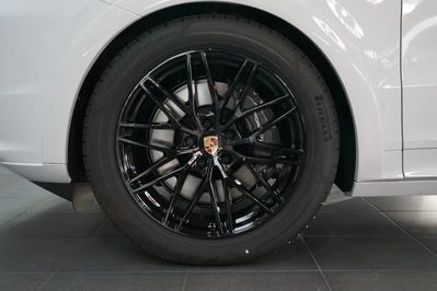 Porsche Cayenne Coupe Black Edition