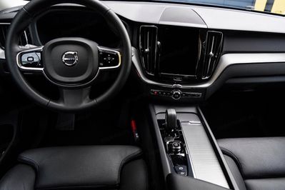 Volvo XC60 T6 Plug-In Hybrid AWD Plus Bright
