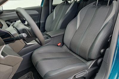 Peugeot 308 Mhev Active Pack S&S&E-DCS6