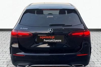 Mercedes B Klasa 200 AMG Line