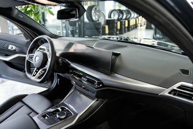 BMW Seria 3 318i M Sport