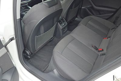 Audi A4 35 TFSI Advanced