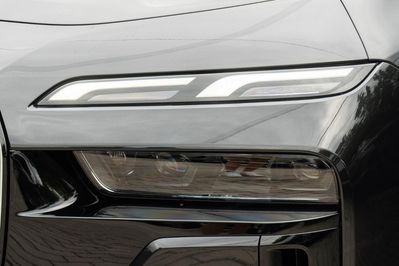 BMW Seria 7 740d xDrive M Sport