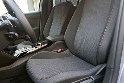 Peugeot 208 Business 1.2 mHEV e-DCS6