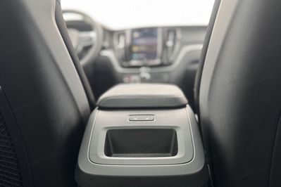 Volvo XC60 T6 Plug-In Hybrid AWD Core