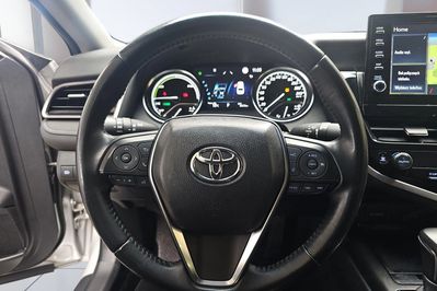Toyota Camry 2.5 Hybrid Prestige