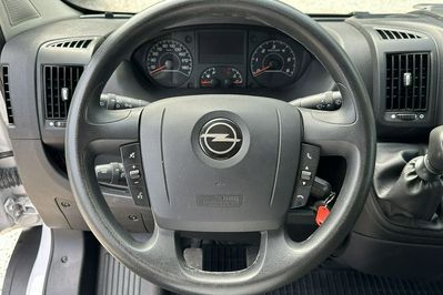 Opel Movano L4H2