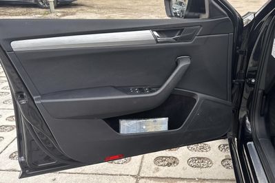 Skoda Superb Ambition  2.0 TDI SCR DSG