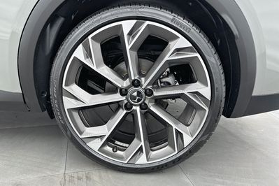 DS DS7 Rivoli 1.6 E-Tense Hybrid AT 4x4