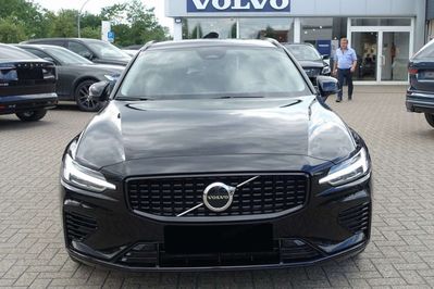 Volvo V60 T6 AWD Plug-In Hybrid Plus Dark