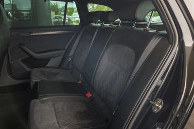 Skoda Superb 2.0 TDI SCR 4x4 Sportline DSG