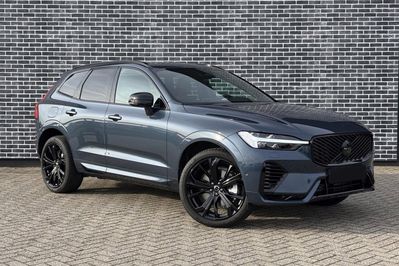 Volvo XC60 T6 Plug-In Hybrid AWD Ultra Black Edition