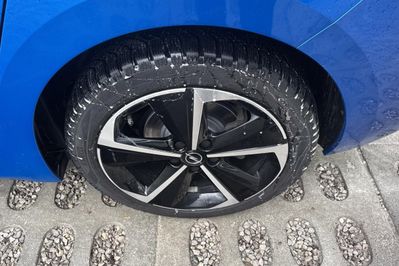 Opel Astra Elegance 1.2 T  S&S