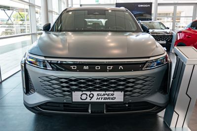 Omoda 9 1.5 Super Hybrid Exclusive AWD