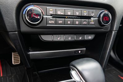 Kia ProCeed 1.6 T-GDI GT DCT