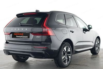 Volvo XC60 B5 B AWD Plus Dark aut