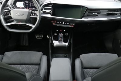 Audi Q4 e-tron 45 S Line Edition