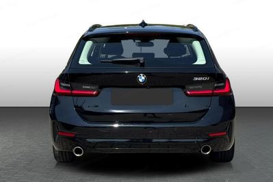BMW Seria 3 320i Sport Line