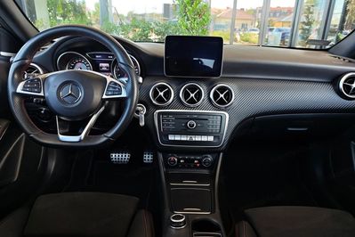 Mercedes Klasa A 200 7G-DCT  AMG Line