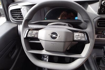 Opel Vivaro Extra Long L2H1