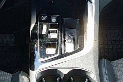 Peugeot 3008 1.2 Puretech Allure Pack S&S EAT8