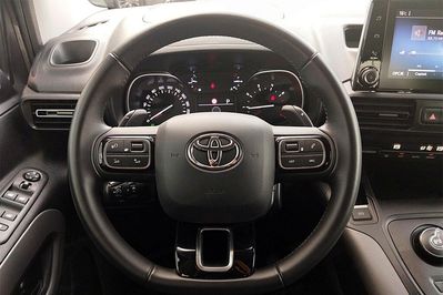 Toyota Proace City Verso Long L2H1 Family 7os AT