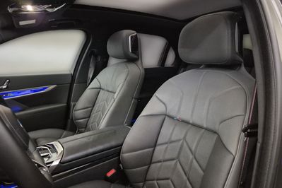 BMW Seria 7 740d xDrive mHEV sport-aut