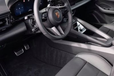 Porsche Macan 4