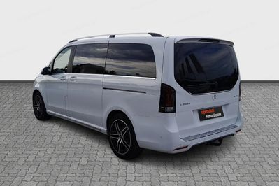 Mercedes V Klasa 300 d 4-Matic 9G-Tronic Avantgarde (długi)