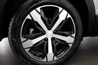 Peugeot 5008 1.5 Bluehdi Allure S&S EAT8